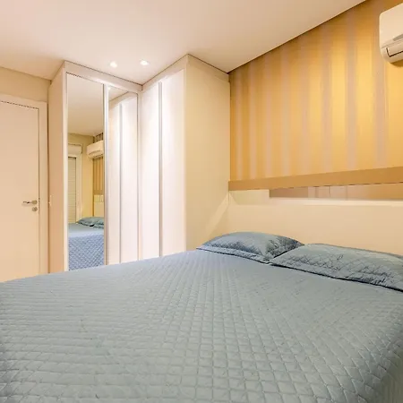 Boulevard Bombinhas - Lindíssimo Apartamento em Condo com Piscina e Jacuzzi-3